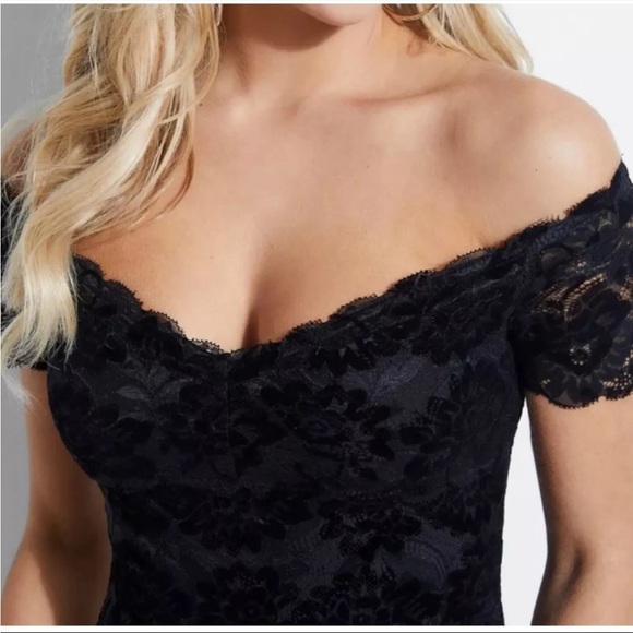Guess Off the Shoulder Lace Dress - Picture 5 of 7